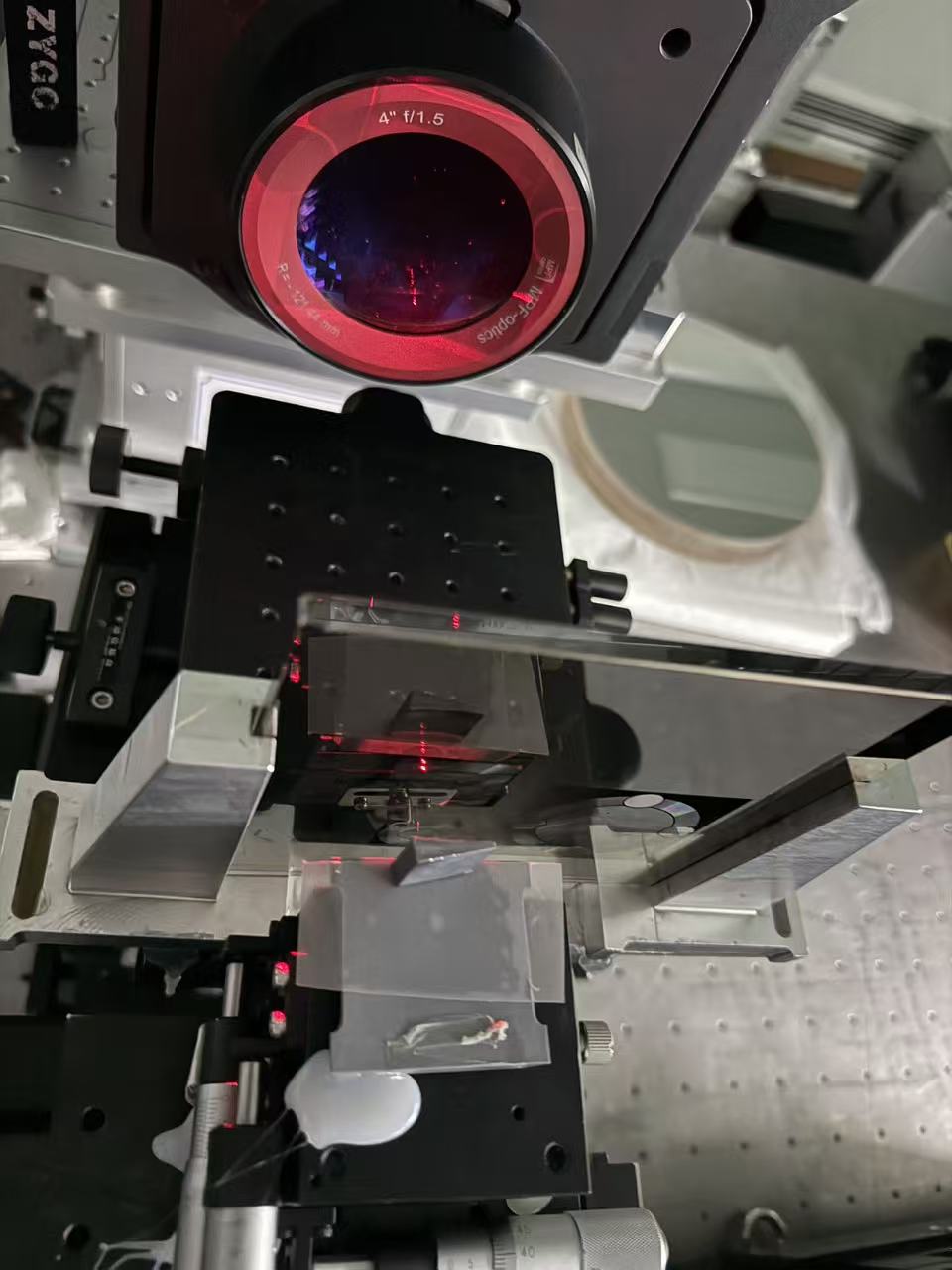 Laser alignment inspection setup for optical components